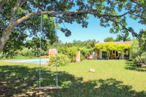Maison Chênes Blancs - charming 3 bedroom retreat with pool