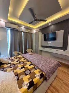 home stay and studios