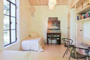 Maison Chênes Blancs - charming 3 bedroom retreat with pool