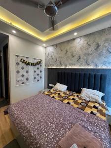 home stay and studios