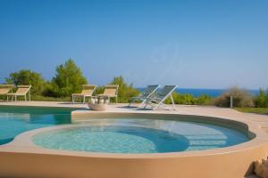 TD Villa Ponente Luxury Villa with Sea View Pool
