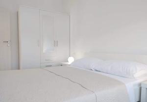 Seaview apartment Gabriela