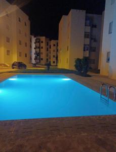 Apartment with pool