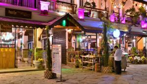 Hotel Raniban Arcade