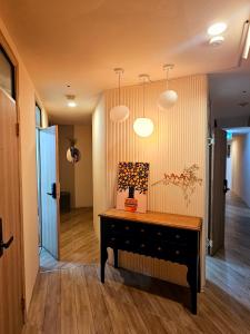 406, Guesthouse,10 minutes to Jongno,20 minutes to Gangnam Hongdae, single room,Itaewon, shared bathroom