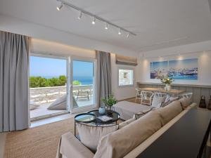 Sunset Rocks Residence