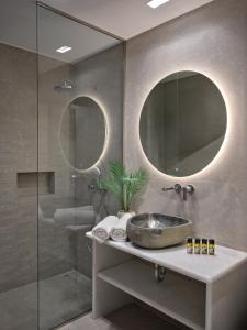 Sunset Rocks Residence
