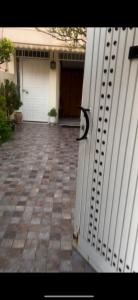 Appartement Spacieux résidence privée surveiller