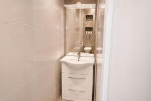 Velocity boutique hotel