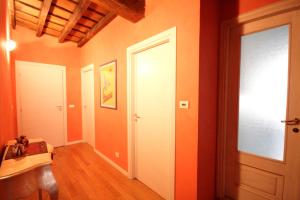 Casa storica per 9 ospiti nel Quadrilatero Romano!