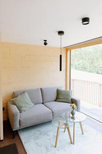 OFF Living Charlet