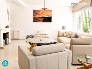 Villa la Siesta by HMR Holidays