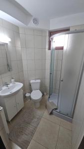 DENSON Camere de Inchiriat