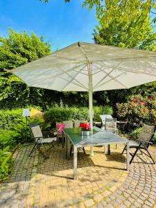 Moderne Ferienwohnung nahe Sorpesee, WLAN, Parkplatz-Haus am Krähenbach-Sorpe