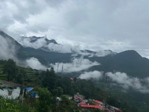 Nanda Devi Home Stay Sari Chopta