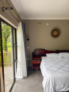 Peaceful 2-Bedroom House Surrounded by Nature