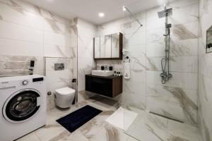 Monnas Suite