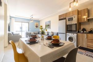Bouznika Apartment Pool, Terrace & Parking