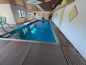 Ferienwohnung mit Pool, Sauna und einem tollen Blick über den Schwarzwald, nahe Freudenstadt