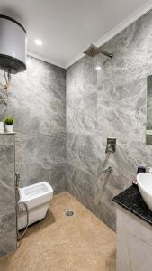 Golden Eclipse Luxury Stays