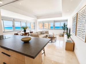 Corner Penthouse Playa San Juan Alicante Sea Views