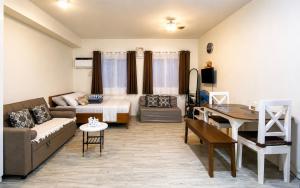 Nuvali Studio Retreat Free Parking Fast WiFi Pool