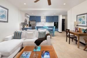 Wonderful 1-bed condo, 2min walk to beach & more