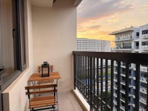 1621 Deluxe Studio Suite at SunnyPlace Residences