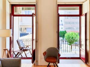 Comfortable flat, cozy balcony close to Aliados Av