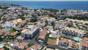 #390 New town Apartment with share pool