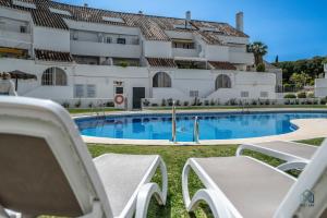 Luxury 2BR Apartment near Puerto Banús w Sea Views