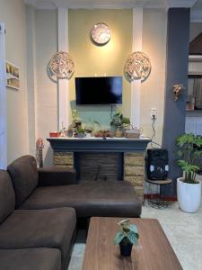 Sapodeleng homestay