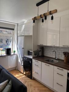 Cozy flat Close to the City, Terrace &Free Parking
