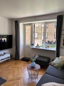 Cozy flat Close to the City, Terrace &Free Parking