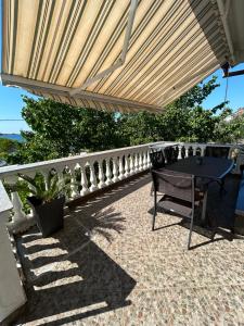 Apartment Roko (10m from the beach)