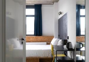 Young Learning Hotel