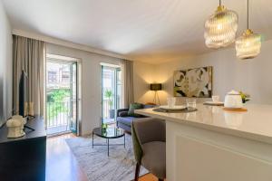 Flat with cozy balcony in the heart of city center