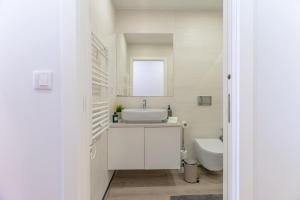 Flat with cozy balcony in the heart of city center