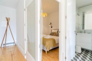 Gorgeous flat w. balcony in iconic pedestrian st