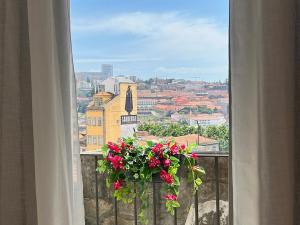 Apt few steps to Douro River w. AC and balcony