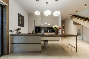 Villa Flamingo 4BR Retreat in Valamar Residence by PikHost