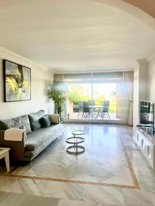 Magna apartment near Puerto Banus