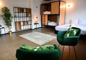 Young Learning Hotel