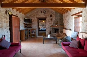 Canary House With Heated Pool