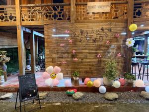 TRADITIONAL STILT HOUSE - The Bare Nest Retreat - Xóm Đung Homestay