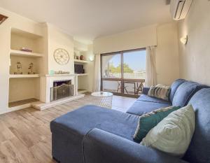#406 Modern 1BR with Pool Near Oura Strip