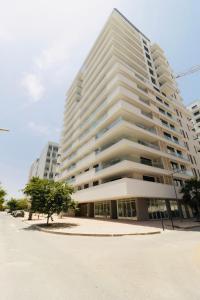 Luxury Apartment in Casa Finance City l Parking