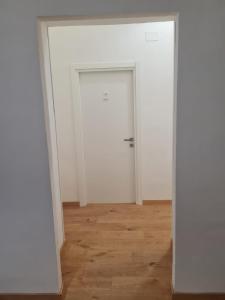 Alexander Apartment