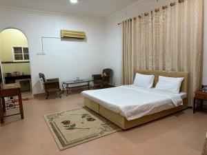 Simple Beach Stay 100m to Dahariz Beach Salalah
