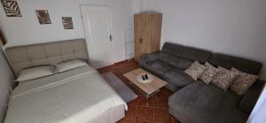 Melody Apartment Kutina